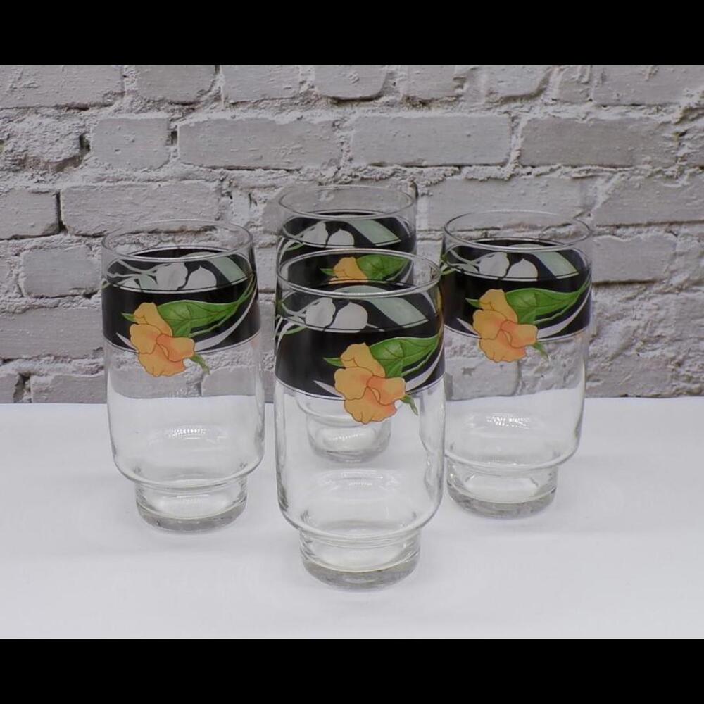 Set of 4 Vintage Floral Glass Tumblers